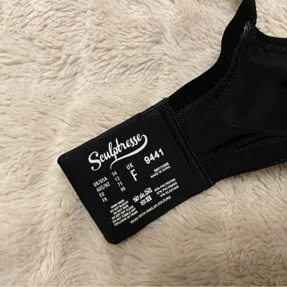 Sports bra - Picture 12 of 15